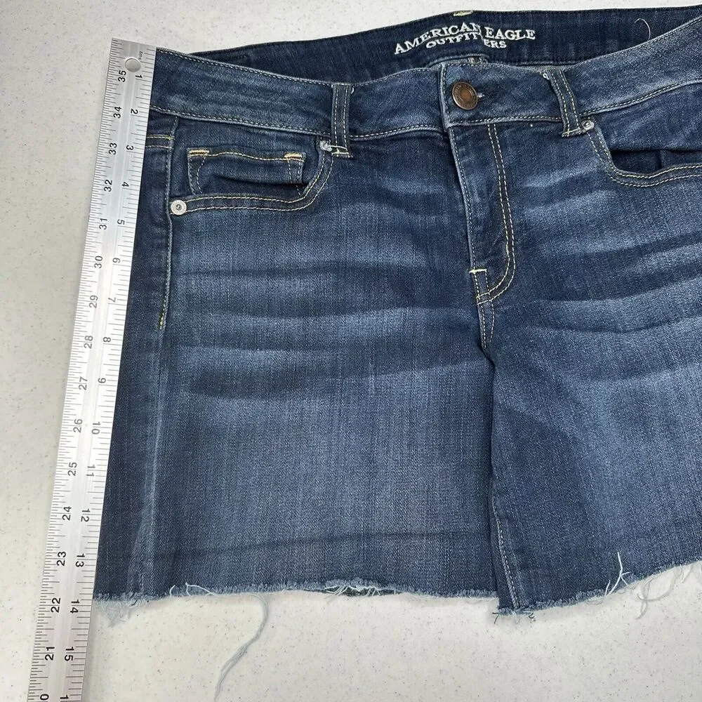 American Eagle Shorts Womens 14 Midi Blue Jean Denim Super Stretch Distress Fray